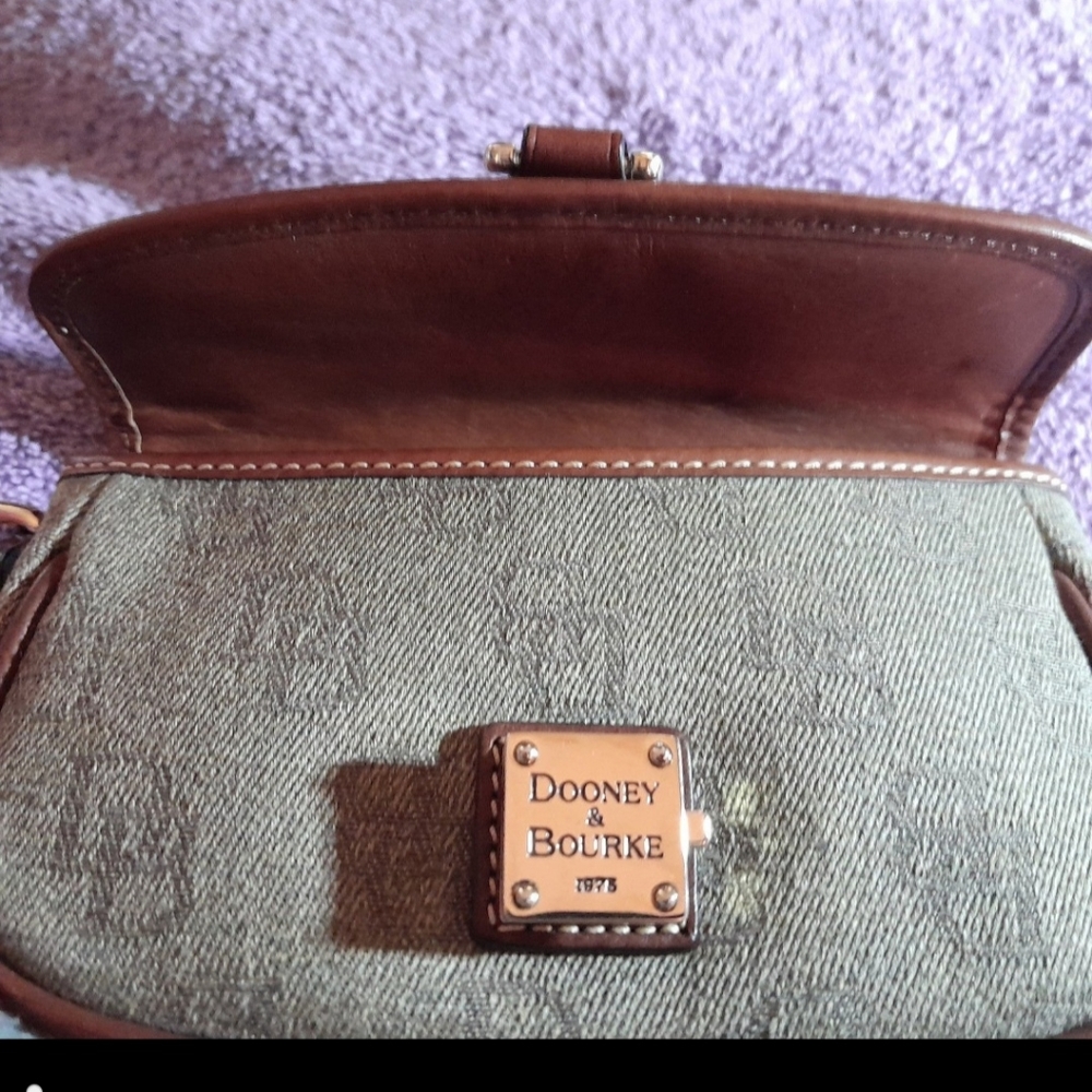 UNIQUE DOONEY & BOURKE WRISTLET- MUST SEE
